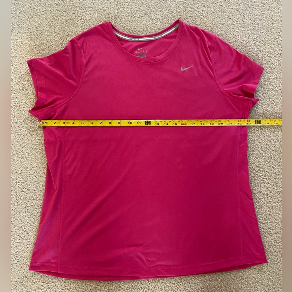Nike Women’s Dri-FIT T-Shirt - Picture 5 of 6